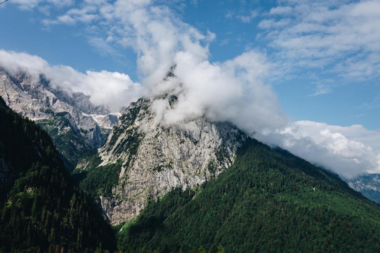 Aja Garmisch-Partenkirchen Exteriör bild