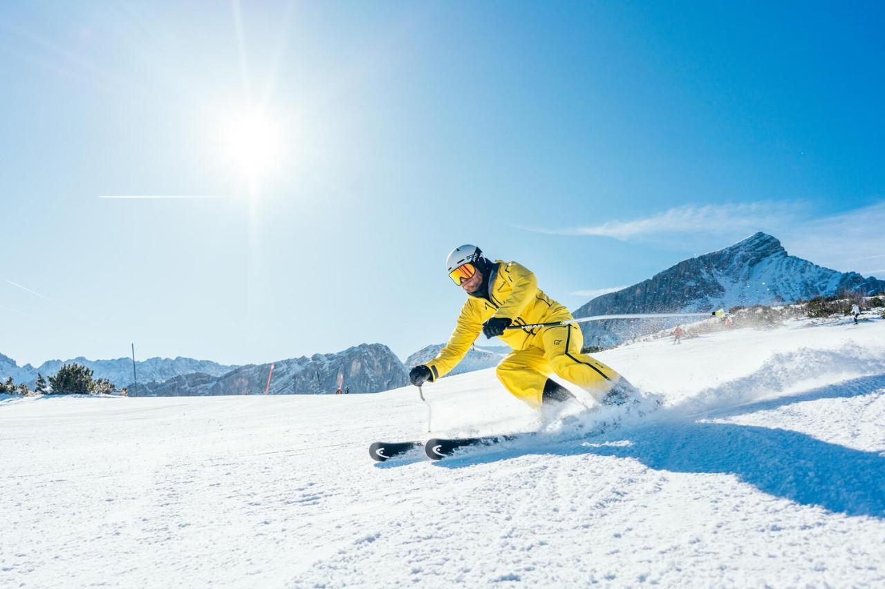 Aja Garmisch-Partenkirchen Exteriör bild