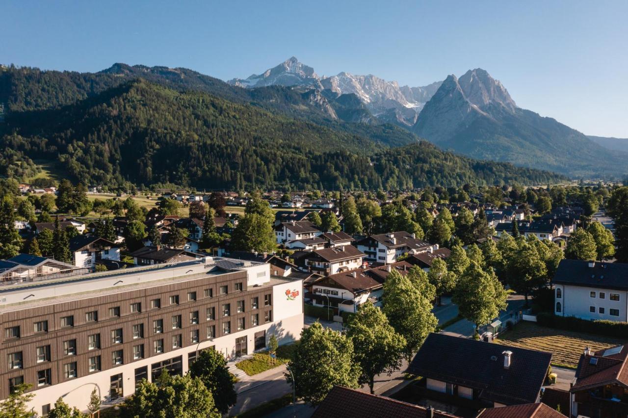 Aja Garmisch-Partenkirchen Exteriör bild